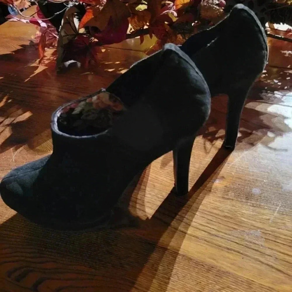 Rocket Dog Black Suede Woman's Shoes sz 8M Platform Sole  4" Heels - Picture 6 of 10